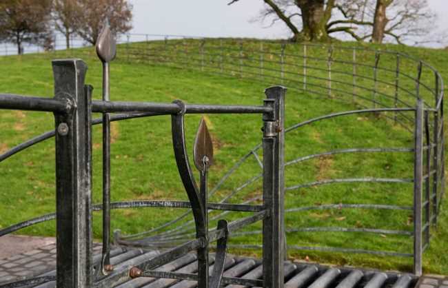 Field style fence and gate